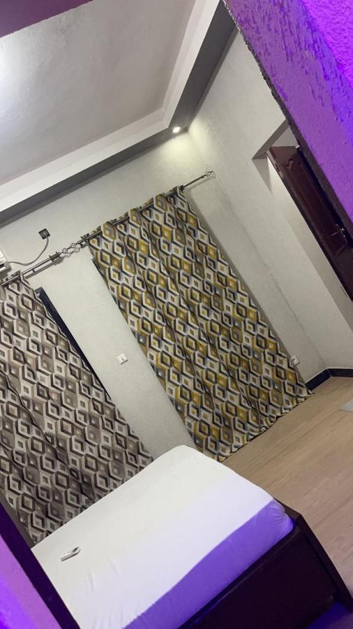Hotel Residence Aicha Tambacounda 외부 사진