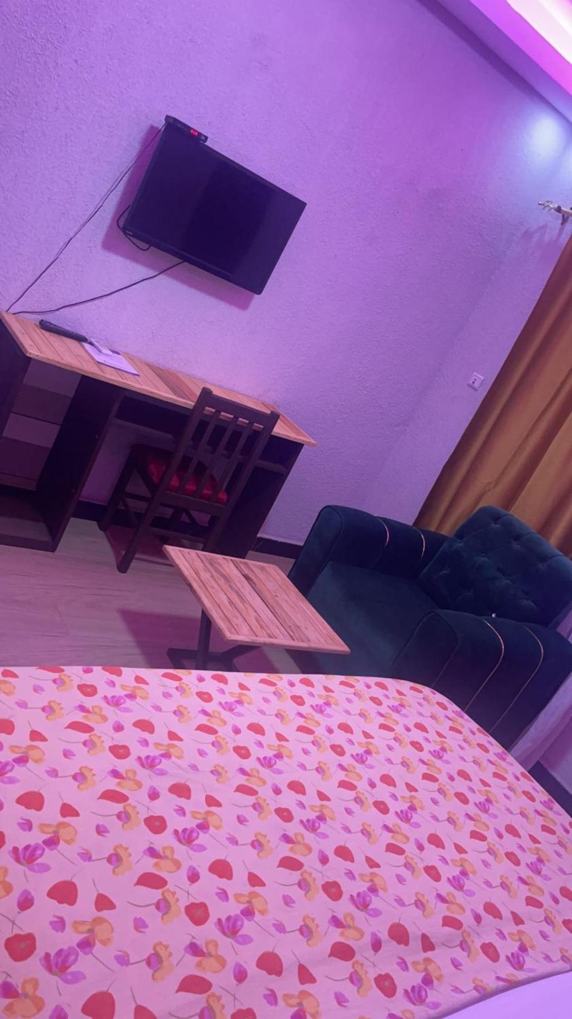 Hotel Residence Aicha Tambacounda 외부 사진